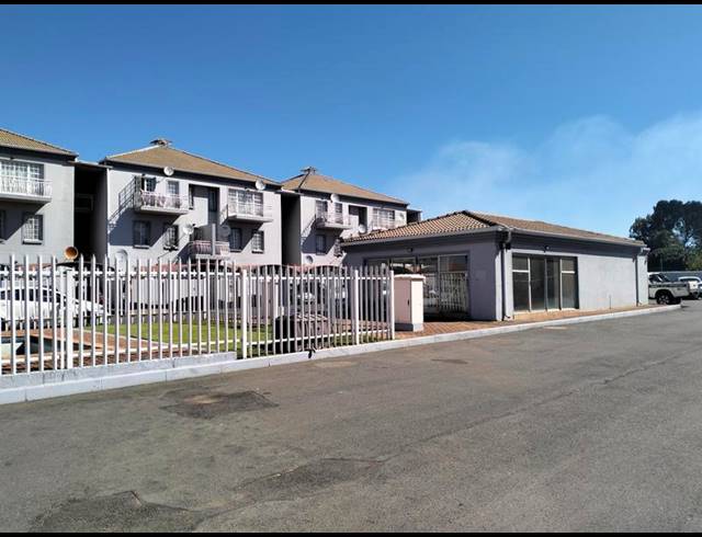 2 BEDROOM APARTMENT FOR SALE IN BRAKPAN NORTH